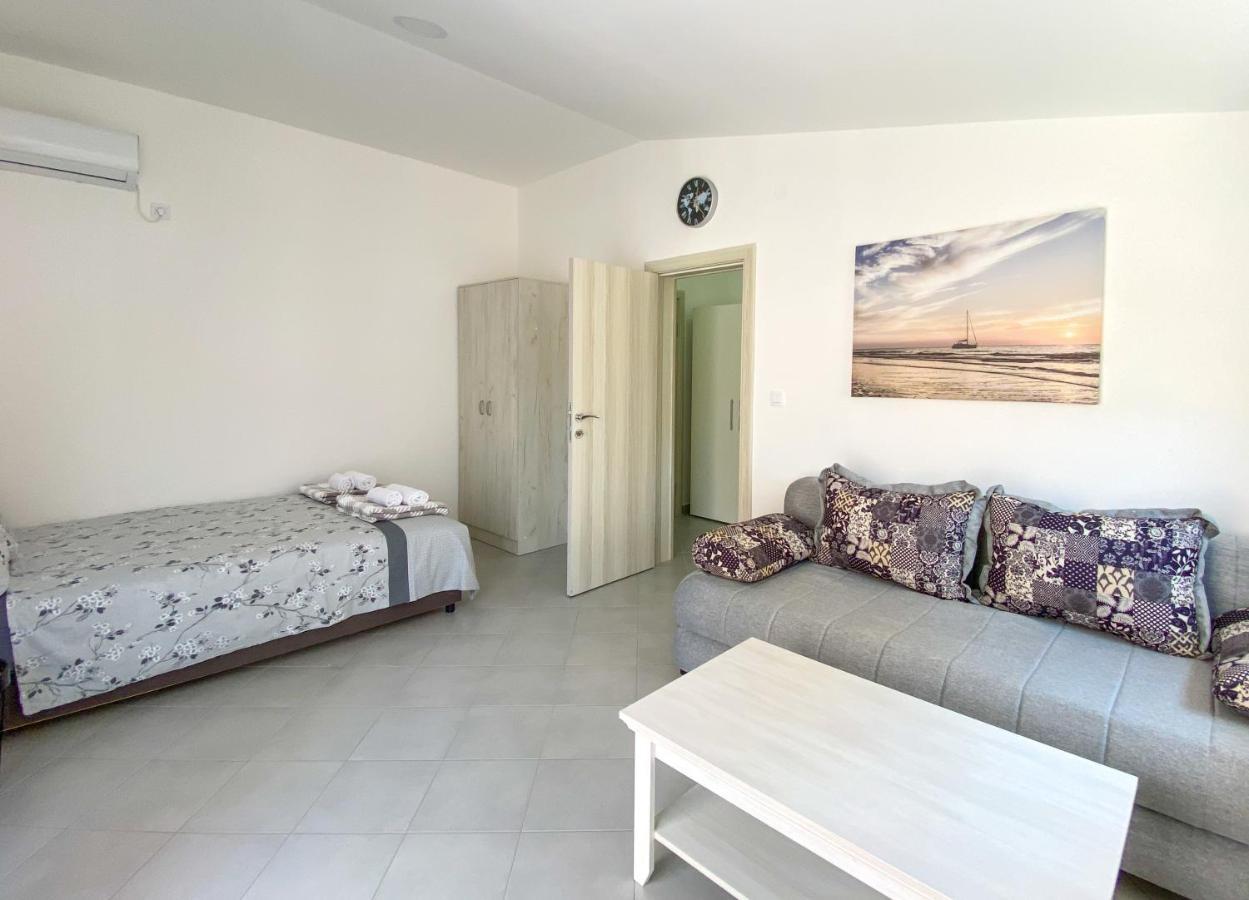 Apartments Monika Budva Eksteriør bilde